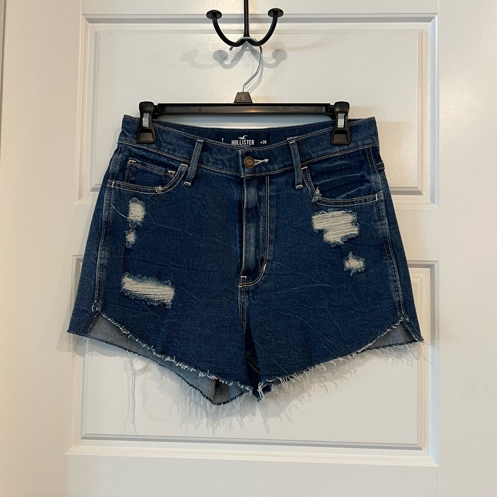 NWOT Ultra High-Rise Short-Short